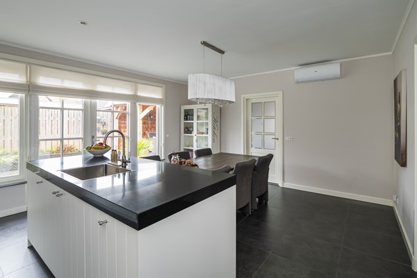 Medium property photo - Van Utenhoveweg 27, 4191 MD Geldermalsen